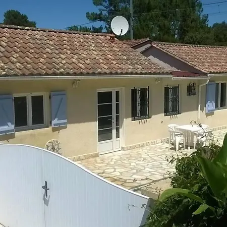 Vakantiehuis Charme Et Confort Pour 6 Personnes A Soulac-sur-Mer